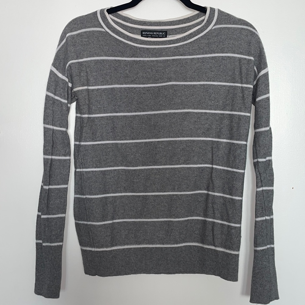 Banana Republic fine Italian Yarn